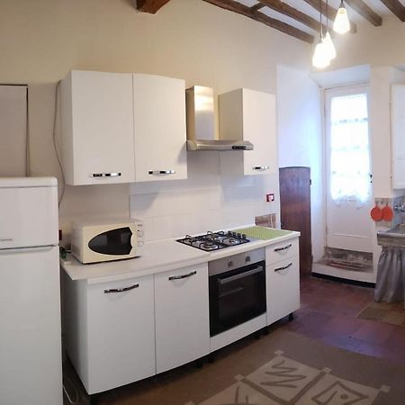 Appartamento La Torretta Porcari ภายนอก รูปภาพ