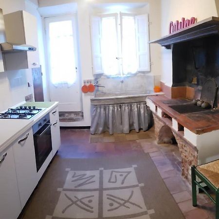 Appartamento La Torretta Porcari ภายนอก รูปภาพ