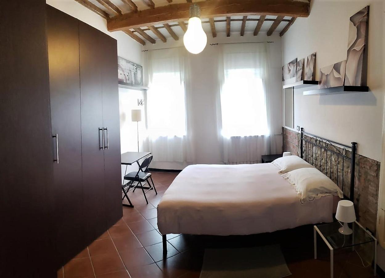 Appartamento La Torretta Porcari ภายนอก รูปภาพ